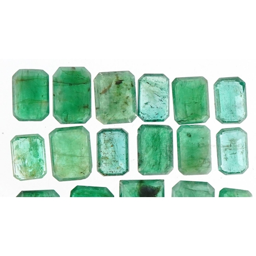 3445 - Loose rectangle and square cut emeralds, the largest approximately 7.20mm wide