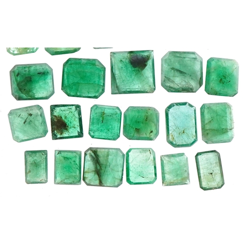 3445 - Loose rectangle and square cut emeralds, the largest approximately 7.20mm wide