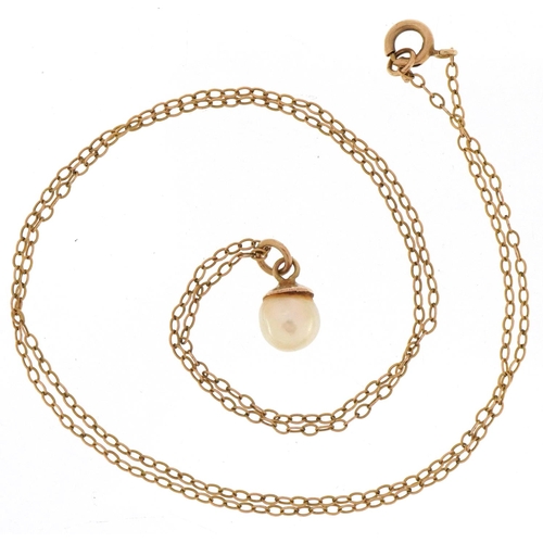 3401 - Cultured pearl pendant on a 9ct gold necklace, 42cm in length, total 1.3g