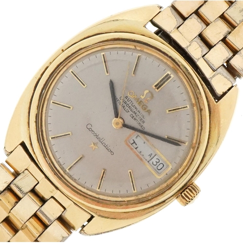 3037 - Omega, gentlemen's Omega Constellation chronometer manual wind wristwatch having silvered dial with ... 