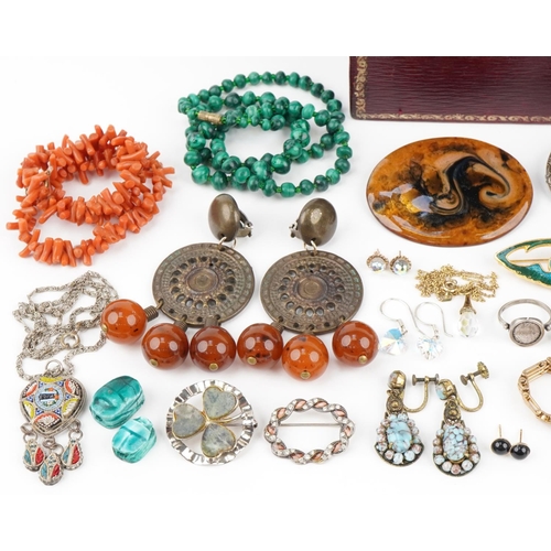 3569 - Antique and later jewellery, some silver, including coral, malachite and semi precious stone necklac... 