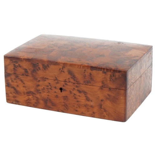 1172 - Bird's eye maple jewellery box with hinged lid, 9cm H x 22cm W x 14.5cm D