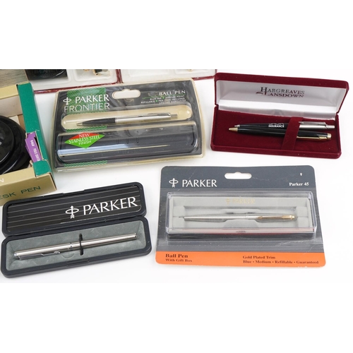 2275 - Vintage and later fountain pens and ballpoint pens including Parker, Esterbrook and Sheaffer