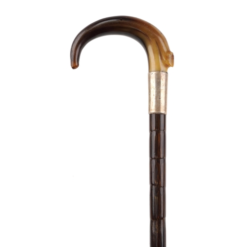 1034 - Bamboo walking stick with silver collar and horn handle, 92cm in length