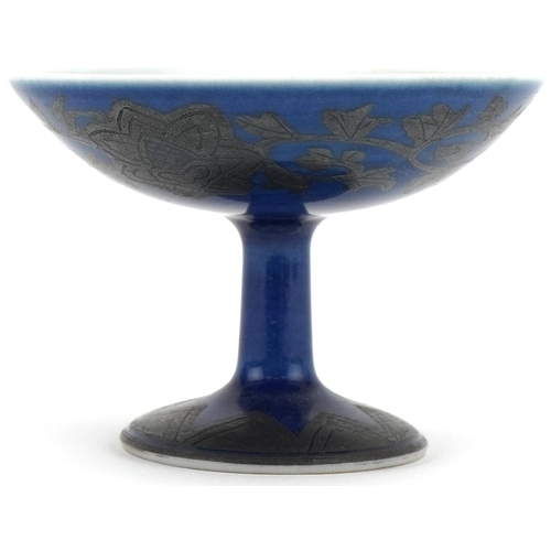 1207 - Miniature Chinese stem cup, 4cm high