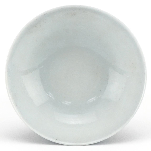 1207 - Miniature Chinese stem cup, 4cm high