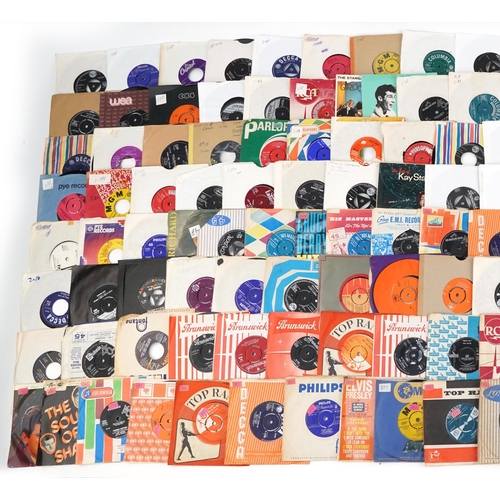 1520 - Large collection of 45rpm records