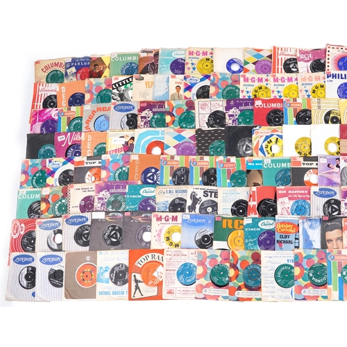 1517 - Large collection of 45rpm records