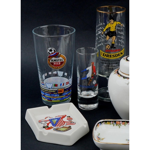 1403 - Football memorabilia including glassware for Dresden Dynamo Locomotive Leipzig together with a Wedgw... 