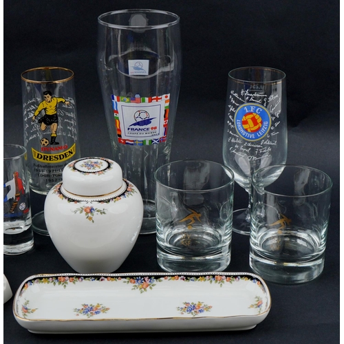 1403 - Football memorabilia including glassware for Dresden Dynamo Locomotive Leipzig together with a Wedgw... 