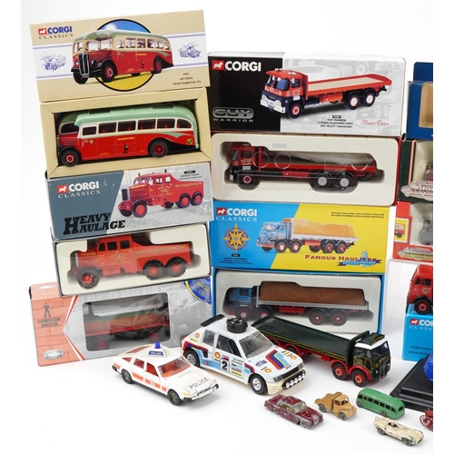 2366 - Large collection of diecast collector's vehicles with boxes, predominantly Corgi