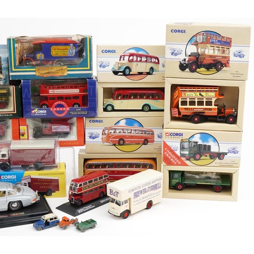 2366 - Large collection of diecast collector's vehicles with boxes, predominantly Corgi