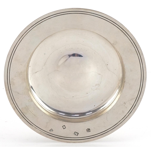 1075 - Carrs, Elizabeth II circular silver shallow dish, London 1973, 19.8cm in diameter, 345.5g