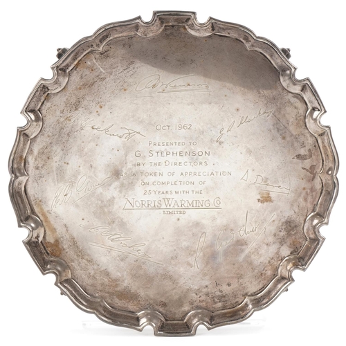 1026 - Henry Hodson Plante, Elizabeth II silver four footed salver with presentation inscription, London 19... 