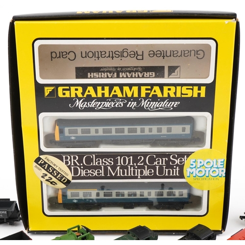 2335 - Collection of Graham Farish N gauge model railway locomotives, tenders and coaches