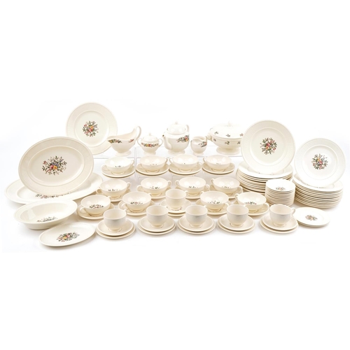 2140 - Large collection of Wedgwood Conway dinner and teaware including teapot, lidded tureen, dinner plate... 