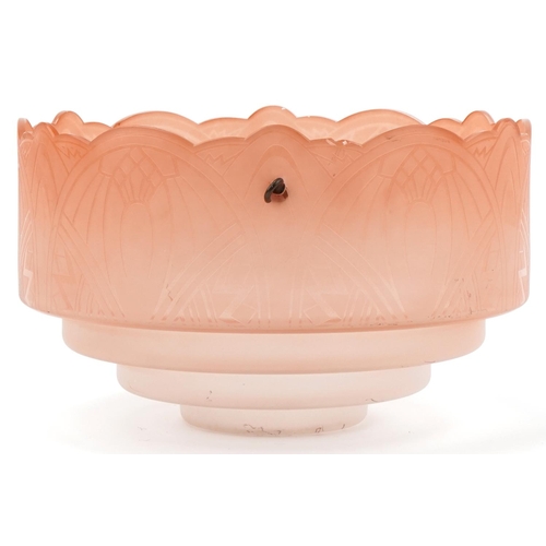 400 - Art Deco peach glass ceiling light, 36cm in diameter