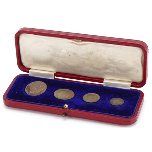 2394 - Edwardian 1907 Maundy boxed coin set