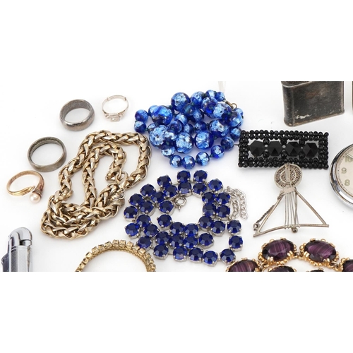 3558 - Vintage and later jewellery, wristwatches and objects including jewelled brooches, necklaces and rin... 