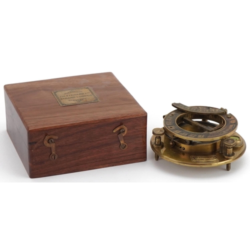 2224 - Military interest brass sextant with mahogany case, 10cm in diameter