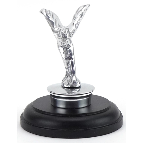 2223 - Automobilia interest silvered metal Spirit of Ecstasy figure raised on a circular ebonised base, 14c... 