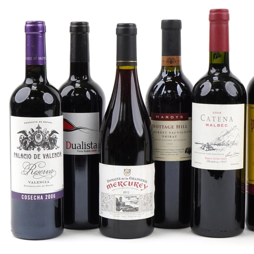 2062 - Ten bottles of wine including 2000 Coteaux du Pic Cabernet Sauvignon, 2009 Catena Malbec and 2007 Pa... 