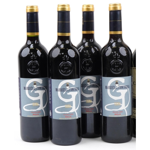 2060 - Eight bottles of wine comprising four 2001 Marqués de la Concordia Crianza Rioja and four 2000 Campo... 