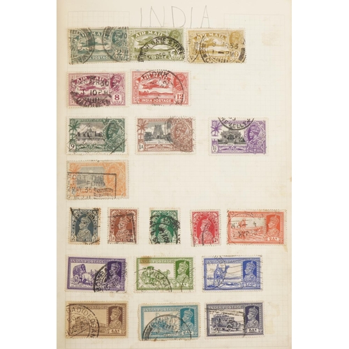 2476 - Album of 19th century and later Commonwealth stamps