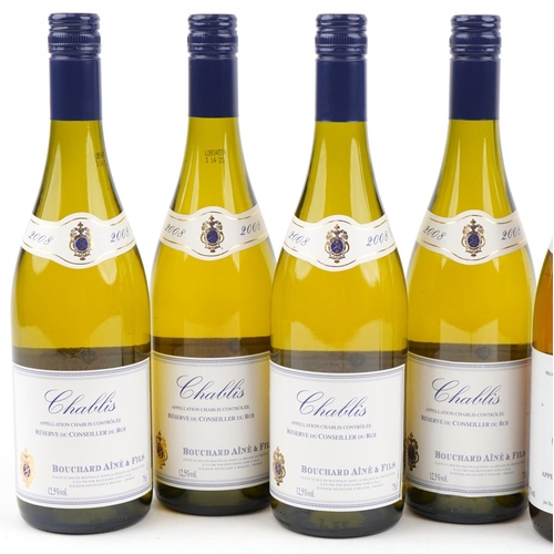 2076 - Eight bottles of 2008 Chablis