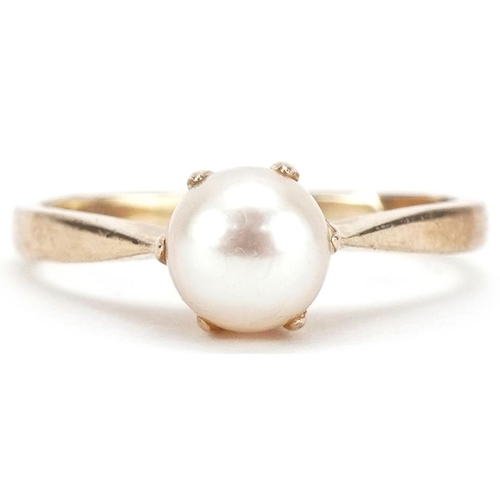 3147 - 9ct gold cultured pearl ring, the pearl approximately 6.0mm in diameter, size M, 2.2g