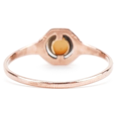 3254 - Continental rose gold Sardonyx ring, indistinct hallmarks, size O/P, 1.1g