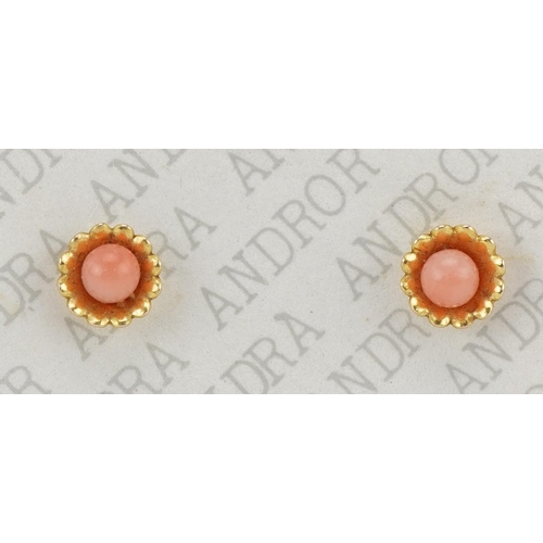 3452 - Pair of 9ct gold coral stud earrings, each 5.7mm in diameter, total 0.3g