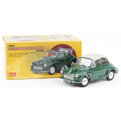 2322 - Sun Star 1:18 scale diecast 1963 Morris Minor 1000 Tourer with box