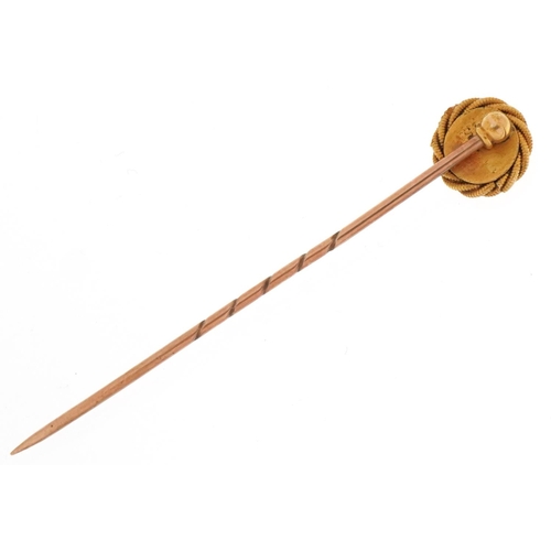 3398 - Victorian 9ct gold and yellow metal sapphire stickpin, 5.5cm in length, 1.6g