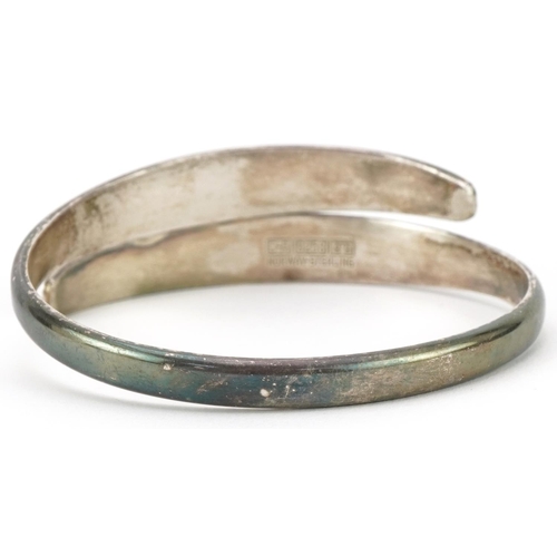 3209 - David Andersen, Norwegian 925S sterling silver bangle, 6.5cm in diameter, 39.0g