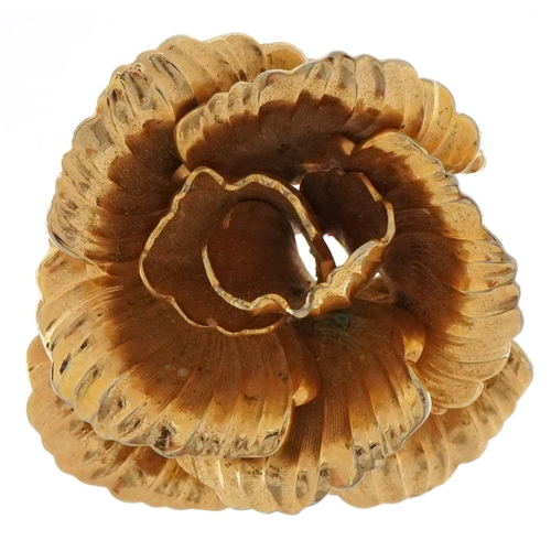 3157 - Grosse, vintage German gold plated brooch in the form of a flower head, 4cm wide, 22.6g