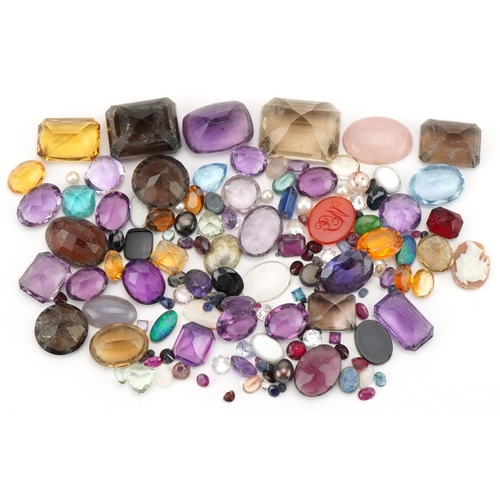 3547 - Large collection of loose semi precious stones including amethyst, quartz, citrine and blue topaz, t... 