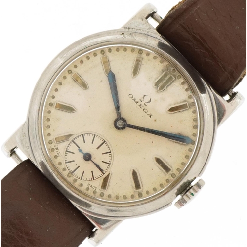 3143 - Omega, gentlemen's manual wind wristwatch having subsidiary dial, the movement numbered 7962090, 30m... 