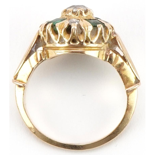 3064 - Unmarked gold diamond and emerald cluster ring, the central diamond approximately 0.30 carat, size I... 