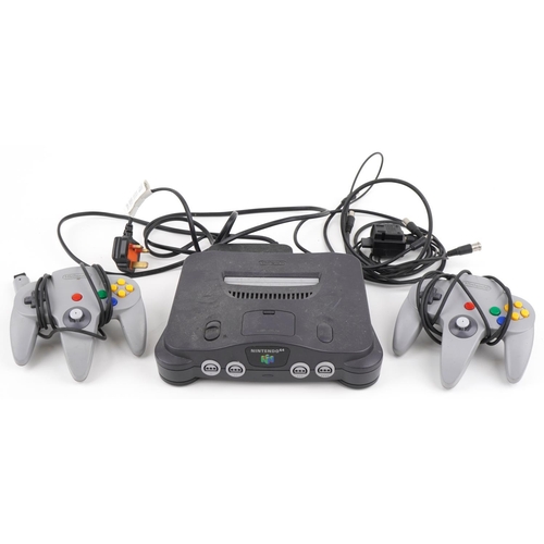 2379 - Nintendo 64 games console with two controllers