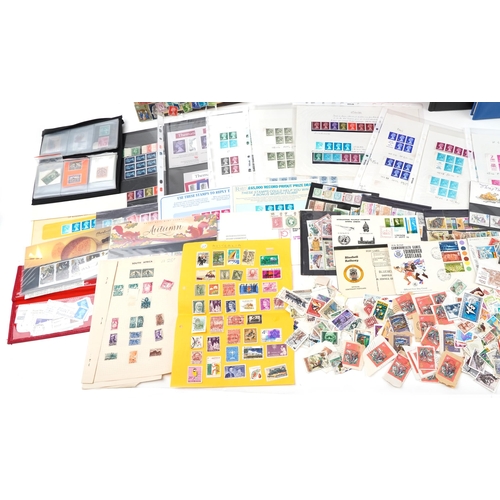 2486 - 19th century and later British and world stamps, some arranged in albums, including a quantity of bo... 