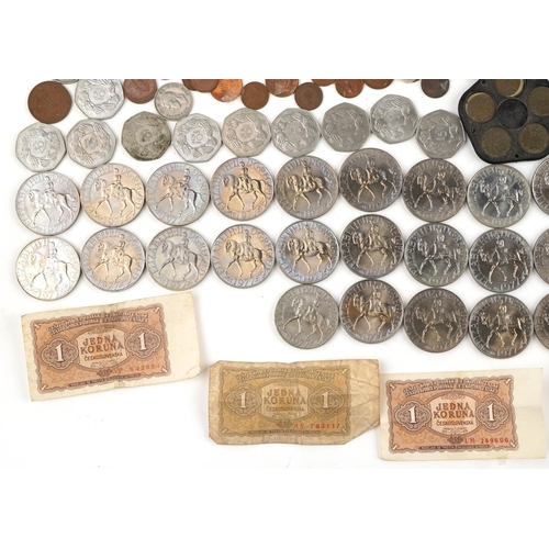 2439 - British coinage including one pound coins, fifty pence pieces and a large quantity of 1977 Silver Ju... 