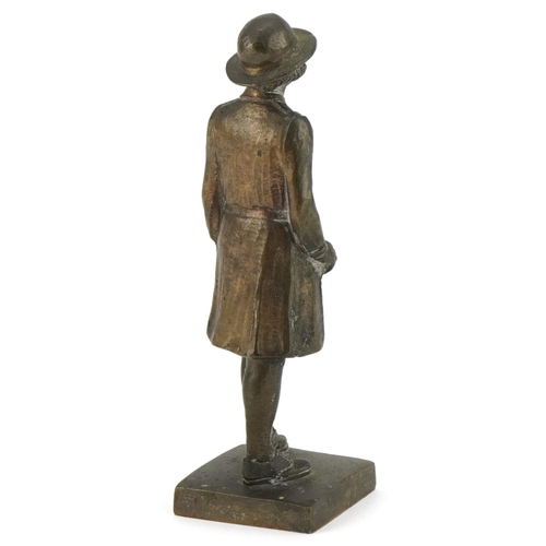 2509A - Girl Guide interest bronze figurine of Lady Olave Baden-Powell, Robert Baden-Powell's wife
,15cm hig... 