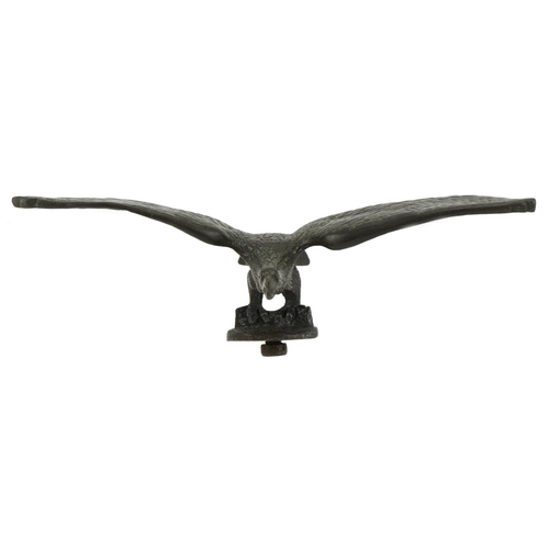 1422 - Motoring interest bronze eagle car mascot, 22cm wide