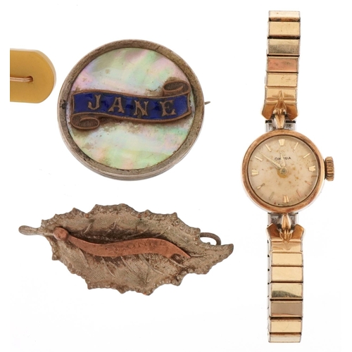 3480 - Vintage and later jewellery including ladies 9ct gold Cyma wristwatch and three name brooches