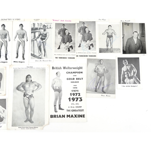 1406 - Wresting interest autograph cards, Brian Maxine, Mike Eagers, Jackie Pallo, The Yorkshire Terriers a... 