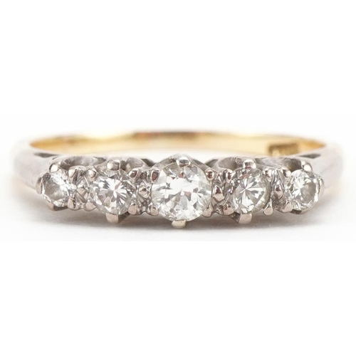 3021 - 18ct gold graduated diamond five stone ring, size L, 2.6g