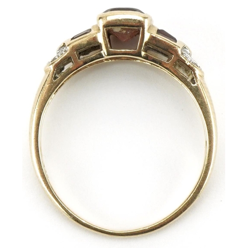 3409 - Art Deco style 9ct gold garnet and diamond ring with stepped shoulders, size Q, 2.8g