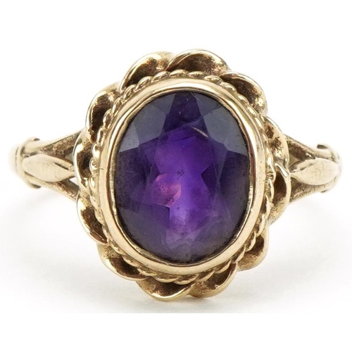 3081 - 9ct gold amethyst solitaire ring, size L, 3.3g