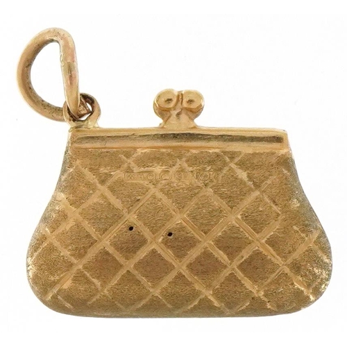 3230 - 9ct gold charm in the form of a clutch bag, 1.7cm wide, 1.0g